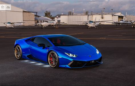 Stunning Blue Chrome Lamborghini Huracan by Sunus Motorsport - GTspirit