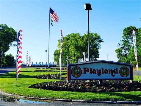 Playland Amusement Park In Rye Is New York's Most Nostalgic Attraction