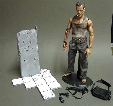 Bruce Willis Die-Hard Action Figure | Action cinema, John mcclane ...