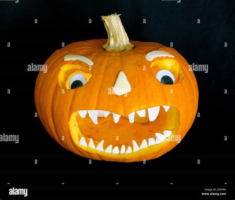 Hollowed out pumpkins hi-res stock photography and images - Alamy