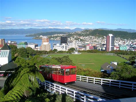 File:Wellington NZ-cablecar-topview.jpg - Wikimedia Commons