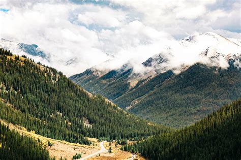 Independence Pass Colorado - The Complete Traveler’s Guide (By Locals)