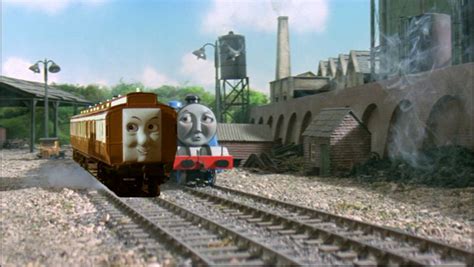 Old Slow Coach in Series 6 (2002) by SudrianRailwayStudio on DeviantArt