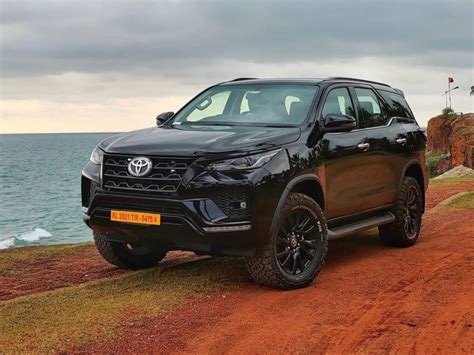 2021 Toyota Fortuner Looks Gorgeous In All-Black Exterior