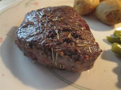 Diab2Cook: 5 oz. Buffalo Petite Top Sirloin Steak w/ Zesty Italian ...