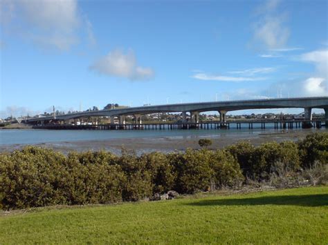 Mangere Bridge (Manukau City, 2010) | Structurae