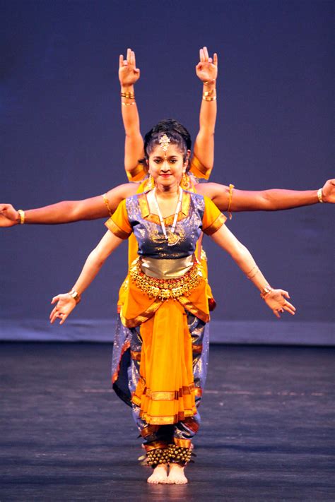 File:Indian-dance-multiple-arms.jpg - Wikipedia