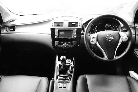 nissan pulsar interior - Driving Torque