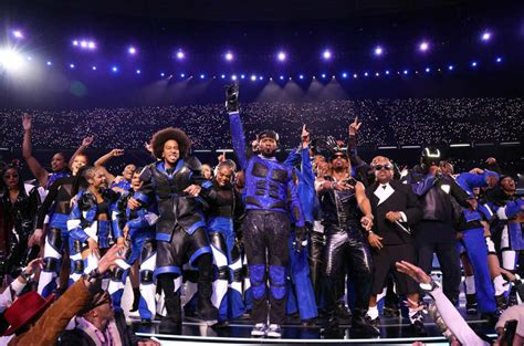 Usher Electrifies 2024 Super Bowl Halftime Show With Special Guests ...