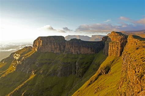 Drakensberg & uKhahlamba-Drakensberg Park travel | South Africa ...