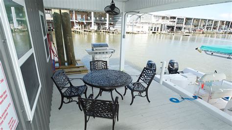 Fishing Lodging in Plaquemines Parish LA | Venice Houseboat Rentals LLC