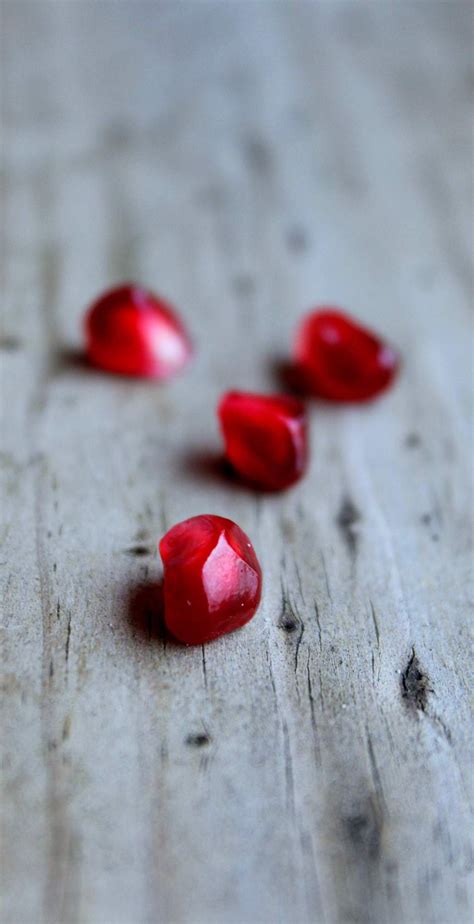 How to Cut a Pomegranate - Mess Free Method! - Rachel Cooks®