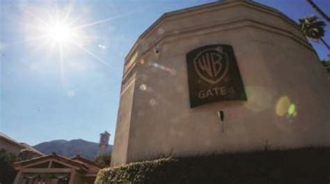 Warner Bros, Paramount discuss possible merger