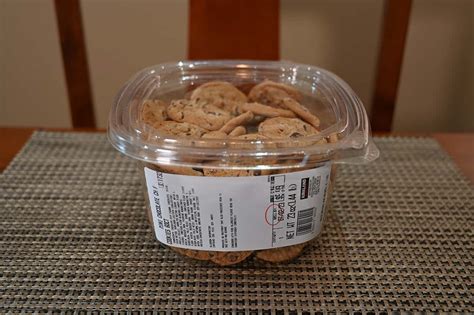 Costco Kirkland Signature Chocolate Chip Cookies Review - Costcuisine