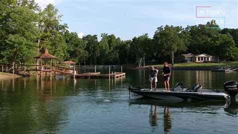 Summer Bass Fishing in Lake Wylie - YouTube