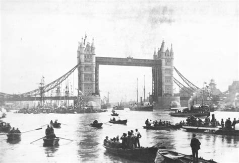 The history of Tower Bridge