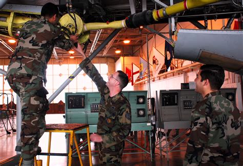 Sheppard instructors train Chilean air force maintainers > Air Force ...