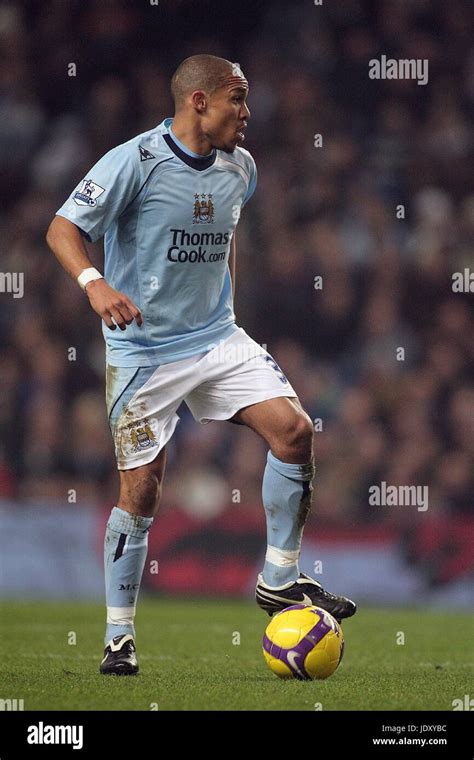 NIGEL DE JONG MANCHESTER CITY FC CITY OF MANCHESTER STADIUM MANCHESTER ...