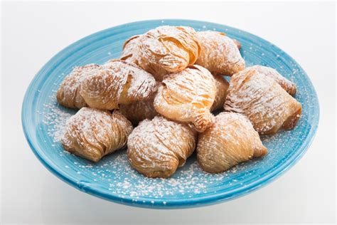 Sfogliatelle Recipe - Great Italian Chefs