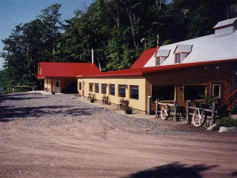 Sucrerie Blouin | Maple Sugar Shacks | Quebec City and Area