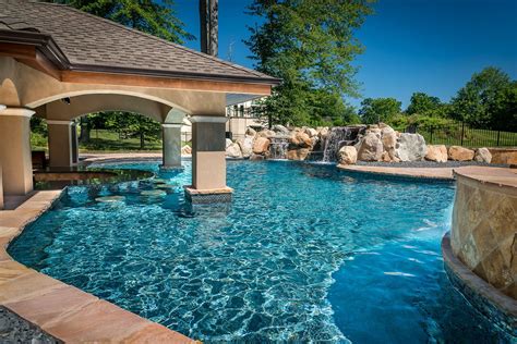 15 Best Creative Small Swimming Pool Design For Backyard Inspiration ...