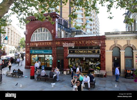 Gloucester road station hi-res stock photography and images - Alamy