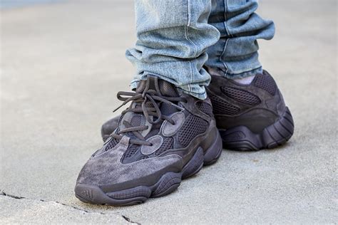 Adidas Yeezy 500 Utility Black Review