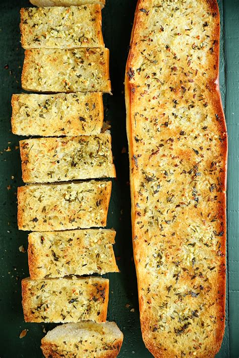 The BEST Garlic Bread - Southern Bite