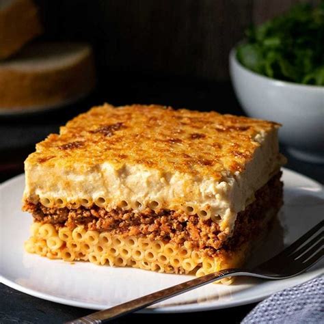 Pastitsio Recipe (Greek Pasta Bake)