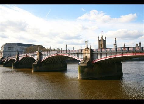 London's Most Famous Bridges | Architectural Digest