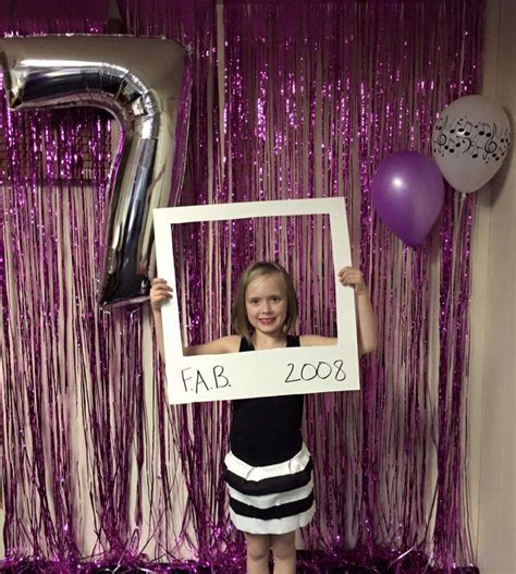 Taylor Swift Birthday Party Ideas | Photo 10 of 21 | Taylor swift ...