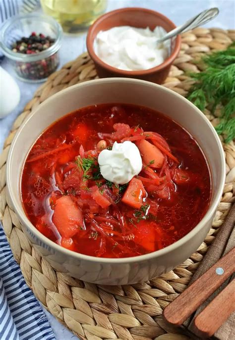 Classic Red Borscht Recipe (Beet Soup) Recipe - COOK.ME