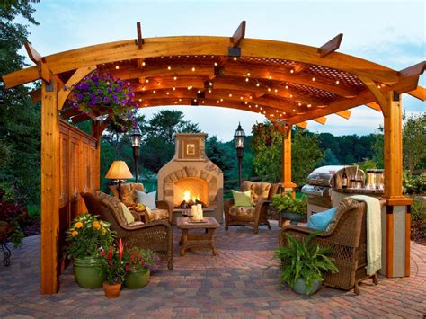 Top Backyard Pergola Ideas for Your Garden - KUKUN