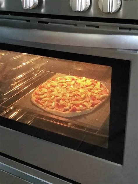 How To Cook Pizza In Oven - Wastereality13