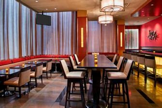 Large Meeting Venue and Wine Bar in Teaneck, NJ | Teaneck Marriott at ...