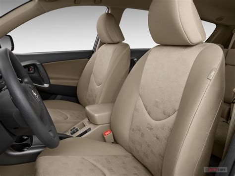 2009 Toyota RAV4: 11 Interior Photos | U.S. News