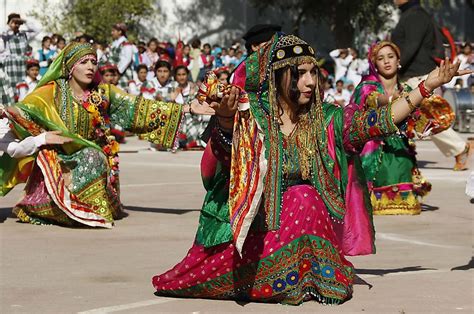 Pakistani Culture, Customs, and Traditions - WorldAtlas