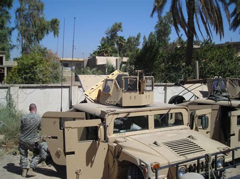 TOADMAN'S TANK PICTURES M1114 UP-ARMORED HMMWV IN IRAQ