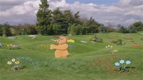 Pin by Darryl on Teletubbies | Teletubbies, Golf courses