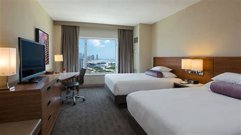 McCormick Place Chicago Hotels | Hyatt Regency McCormick Place