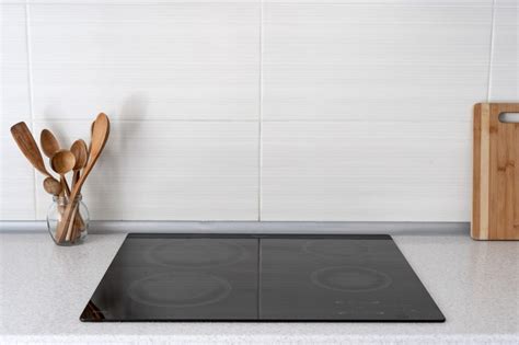 Kitchen Guide: Pros and cons of a Built-in induction hob