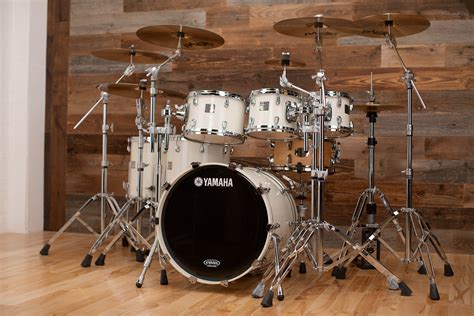 YAMAHA MAPLE CUSTOM ABSOLUTE NOUVEAU 6 PIECE DRUM KIT, WHITE MICA (PRE ...