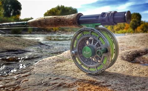 Top 7 Best Saltwater Fly Reels (2023 Buyer's Guide) - Into Fly Fishing