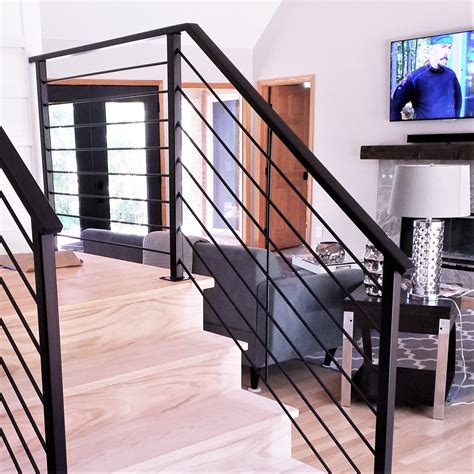 Black Iron Horizontal Rail for Interior Stairs – Sleek, Modern Design