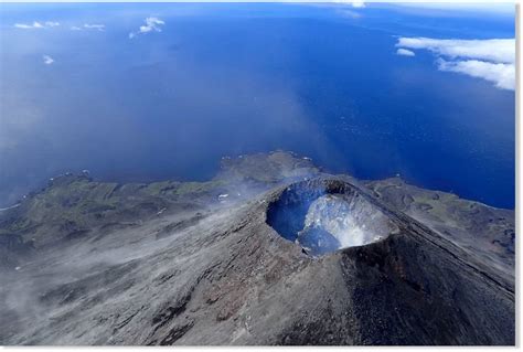 Cleveland volcano in Alaska erupts, sending ash cloud miles into the ...