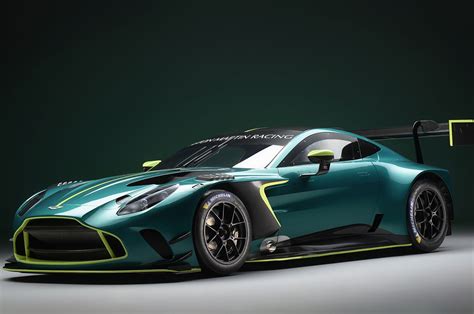 Aston Martin officially unveils track-special Vantage GT3 for its 2024 ...