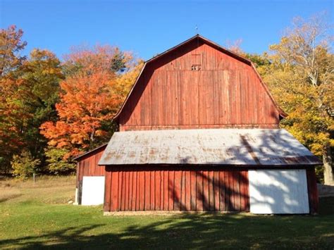 Experience a Virtual Fall Color Tour in Leelanau County [PHOTOS]