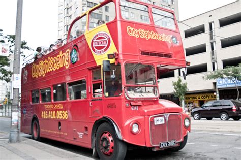 What it's like to tour Toronto on a sightseeing bus