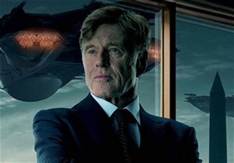 Robert Redford is Alexander Pierce in Captain America: The Winter ...