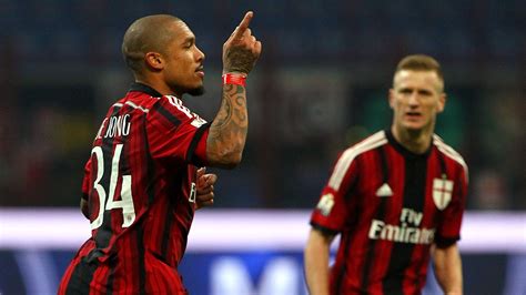 Nigel de Jong signs new three-year contract at AC Milan | Football News ...